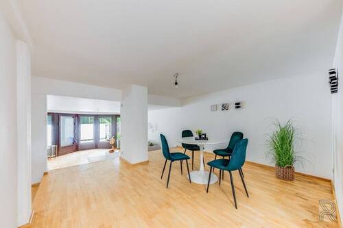 Platz für Familie & Freunde - 