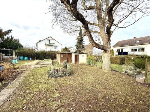 Großzügiger Garten - 