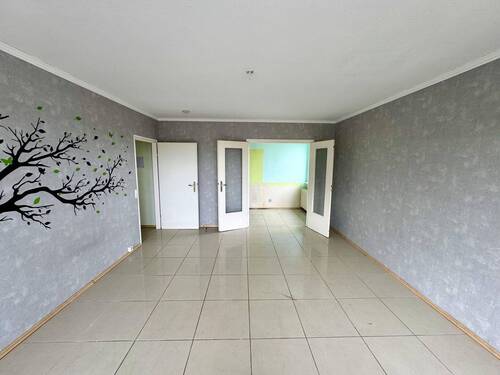 Wohnzimmer - Etagenwohnung mit 58,00 m&sup2; in Leverkusen zum Kaufen