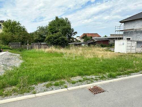 Straßenansicht Grundstück 3 - 