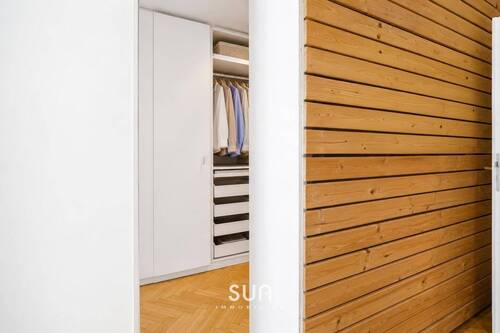 ANKLEIDEZIMMER STAGED - 