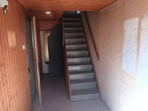 Treppenaufgang - 4 Zimmer Doppelhaushälfte in Oderwitz