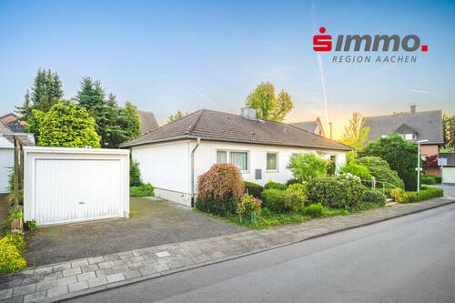Titelbild - Sanierungsbedürftiger Fertighausbungalow mit großem Grundstück