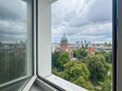 Titelbild - Dachgeschosswohnung mit Aufzug und schöner Aussicht in Berlin-Mitte