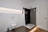Dusche vorhanden - 