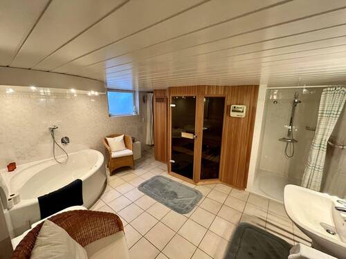 Sauna mit Bad - 