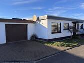 Front mit Garage - 