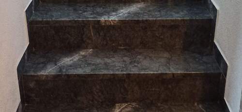 Treppe - 6 Zimmer Einfamilienhaus zum Kaufen in Augsburg