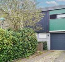 Gepflegtes 5-Zi.-Zuhause mit Garten, Garage und 2 Freistellplätzen in Delmenhorst
