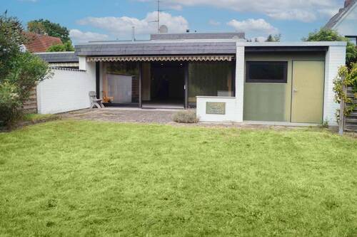 Ansicht aus dem Garten - 5 Zimmer Doppelhaushälfte zum Kaufen in Delmenhorst