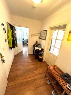 Flur - 4 Zimmer Etagenwohnung zur Miete in Achim