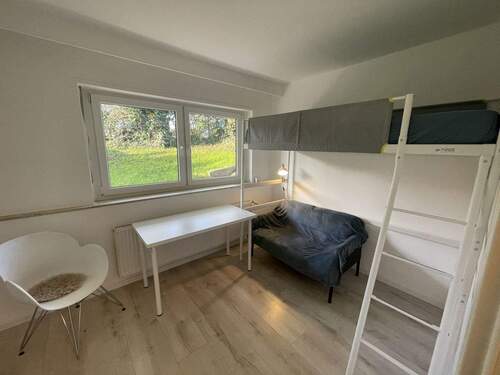 Zimmer - WG-Zimmer für Studierende in ruhiger Lage von Karlsruhe-Wolfartsweier