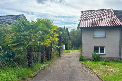 Frontansicht - 6 Zimmer Doppelhaushälfte zum Kaufen in Leverkusen