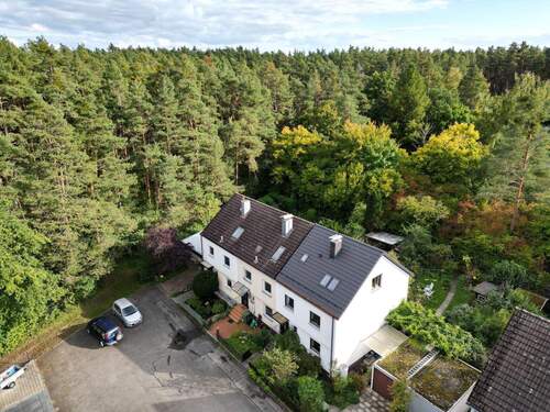Luftaufnahme - 5 Zimmer Reihenmittelhaus zum Kaufen in Schwanstetten