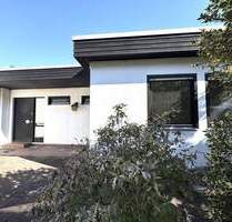 BUNGALOW IN HANNOVER-LAATZEN - 295.000,00&nbsp;EUR Kaufpreis, ca.&nbsp; 153,00&nbsp;m&sup2;&nbsp;Wohnfl&auml;che in Laatzen (PLZ: 30880) Laatzen-Mitte