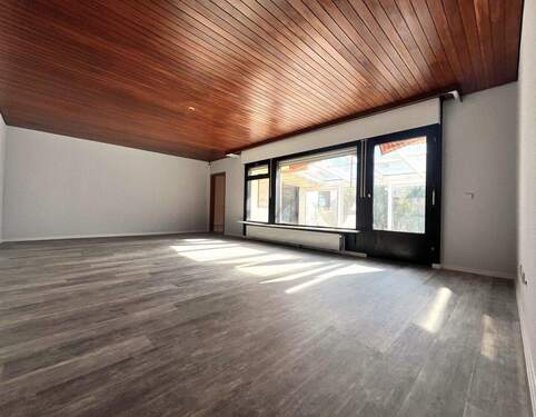 Wohnzimmer - Einfamilienhaus mit 153,00 m&sup2; in Laatzen zum Kaufen