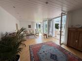Wohnzimmer - 6 Zimmer Einfamilienhaus zum Kaufen in Mönchengladbach