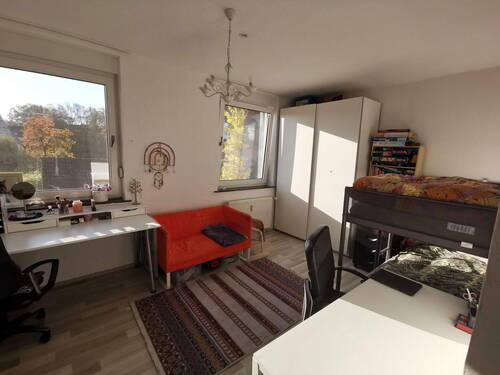 Zimmer 3 - 