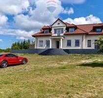 Ein Landhaus auf großem Grundstück mit Einliegerwohnung in wasserreichen Umgebung - Pszczew