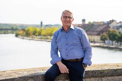 .. in Kitzingen am Main ! - 5 Zimmer Doppelhaushälfte in Kitzingen