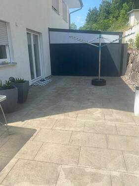 Terrasse hinter dem Haus.jpg - 