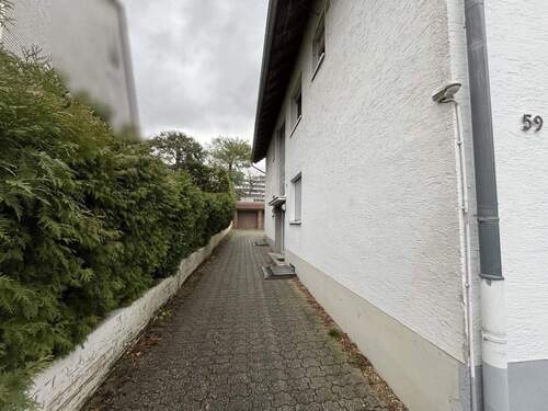 Außenansicht - 9 Zimmer Mehrfamilienhaus, Wohnhaus zum Kaufen in Bergisch Gladbach