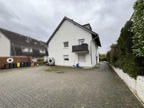 Außenansicht - Mehrfamilienhaus, Wohnhaus mit 308,00 m&sup2; in Bergisch Gladbach zum Kaufen