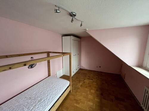 Kinderzimmer DG - 
