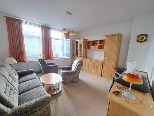 Wohnzimmer.jpg - 2 Zimmer Etagenwohnung zur Miete in Bremerhaven