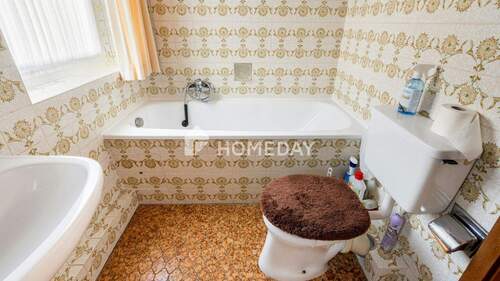 1. OG Badezimmer 1 - 