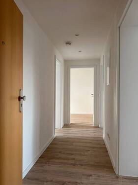 Bild 2 - 3 Zimmer Etagenwohnung zur Miete in Weinböhla