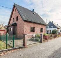 Erbbaurecht mit freistehendem Einfamilienhaus - Niederkassel Ranzel