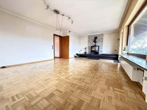 Wohnzimmer EG - Einfamilienhaus mit 268,00 m&sup2; in Betzdorf zum Kaufen