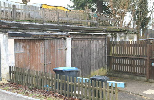 Garage und Nebengebäude - Grundstück in Kellmünz zum Kaufen
