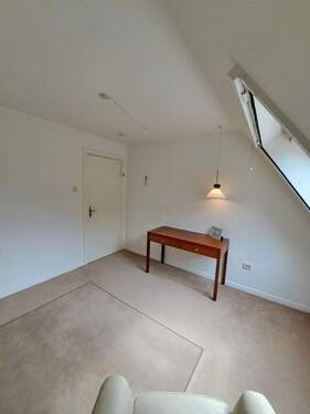Zimmer 1 im OG - 