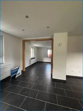 Esszimmer und Wohnzimmer - 