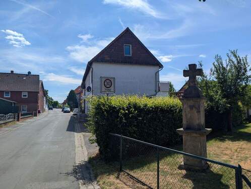 Seitenansicht - Einfamilienhaus mit 74,00 m&sup2; in Schellerten zum Kaufen