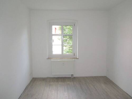 Zimmer - 5 Zimmer Etagenwohnung zur Miete in Zwickau