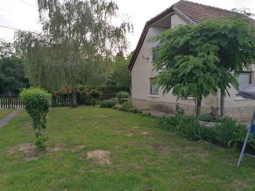 received_1202235117280204 - Einfamilienhaus mit 120,00 m&sup2; in Vindornyafok zum Kaufen