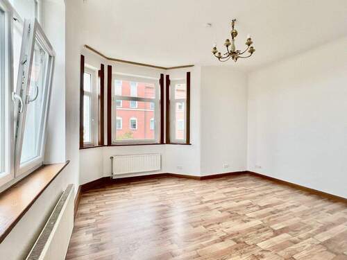 Wohnzimmer 2 - 3 Zimmer Etagenwohnung in Hannover