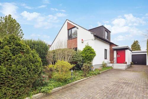Ausformt - 7 Zimmer Einfamilienhaus in Lilienthal