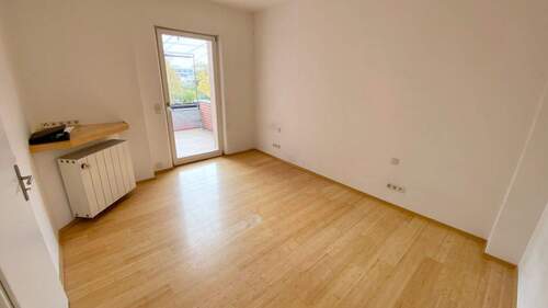 1.OG - Schlafzimmer Ansicht 1 - 