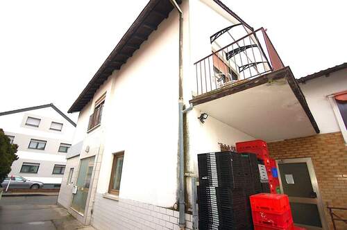 Seitenansicht - Mehrfamilienhaus, Wohnhaus mit 343,00 m&sup2; in Bürstadt zum Kaufen