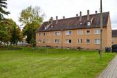 Hausansicht - Schöne, große 3-Raum-Wohnung in ruhiger Gegend!