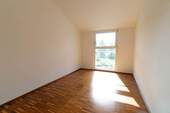 Zimmer 3 - 
