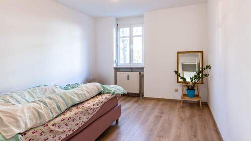 Schlafzimmer - 2 Zimmer Terrassenwohnung zum Kaufen in Haar