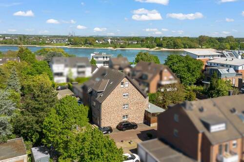 Haus in Rheinnähe - Zweifamilien-Doppelhaushälfte in sehr begehrter Lage in Rheinnähe
