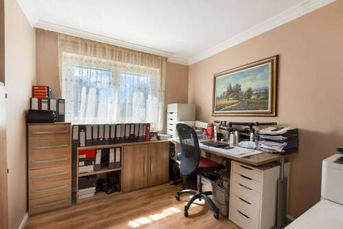 Home Office im EG - 