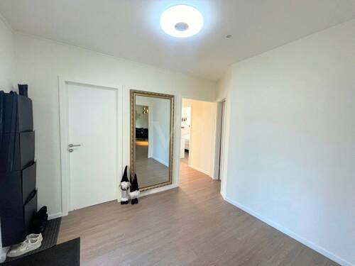 Diele - 3 Zimmer Einfamilienhaus zum Kaufen in Usingen