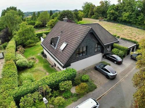 Luftaufnahme Südwestausrichtung - 6 Zimmer Einfamilienhaus in Heiligenhaus